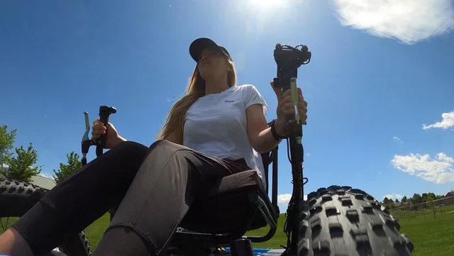 man-created-off-road-wheelchair-for-girlfriend-jerryrigeverything-3-5efd8e4be245c__700