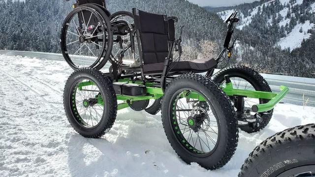 man-created-off-road-wheelchair-for-girlfriend-jerryrigeverything-5-5efd8e4eeba44__700