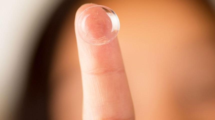 Kontakt lensten vir&uuml;s bulaşır mı