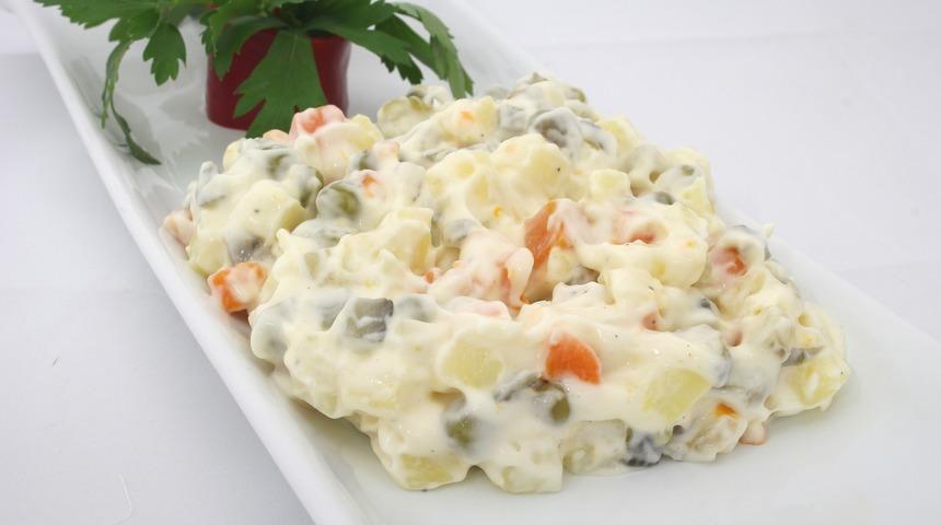 Adı mühim değil: Amerikan salatası tarifi