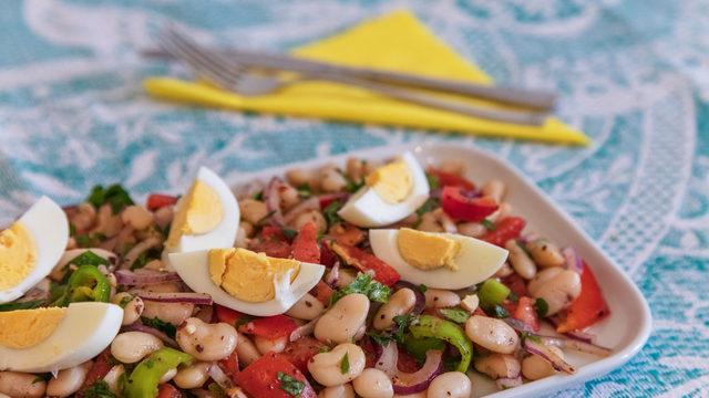 Piyaz severler ilk hedefiniz Akdeniz: Antalya piyazı