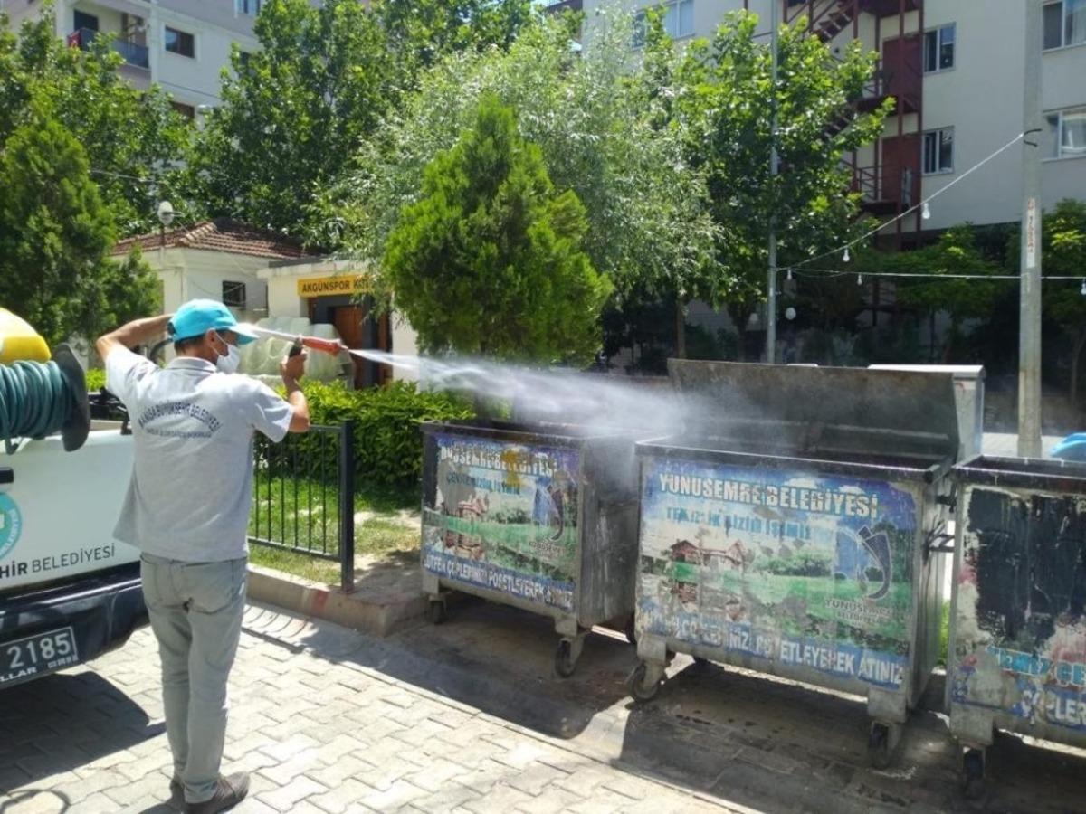 Haşere ile m&uuml;cadelede devam ediyor