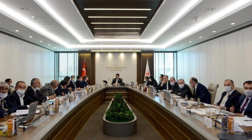 Aksaray heyetinden Bakanı Kurum&rsquo;a ziyaret