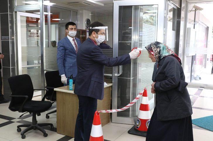 Bafra Belediyesinin pandemi ile mücadelesi devam ediyor G3