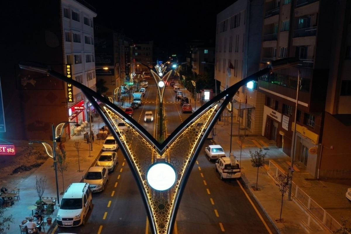 Diriliş Meydanı, Nevşehir&rsquo;e &ccedil;ok yakıştı