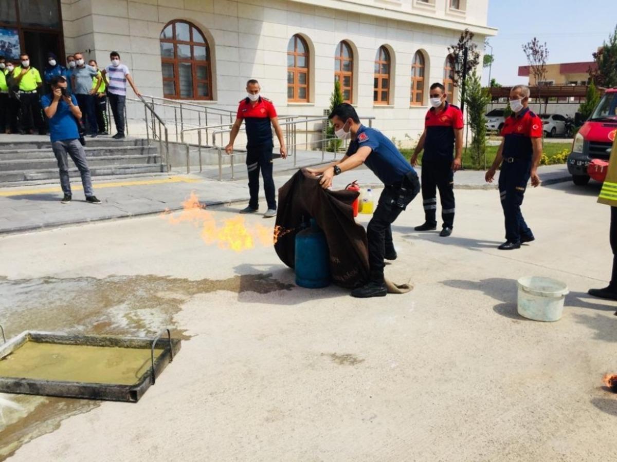 Midyat Emniyet M&uuml;d&uuml;rl&uuml;ğ&uuml;nde yangın tatbikatı