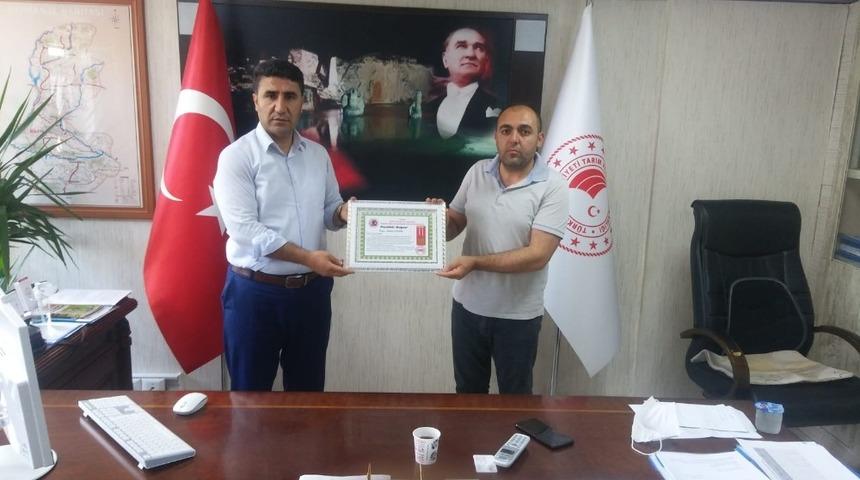 Şehit yakınlarından Batman Tarım ve Orman M&uuml;d&uuml;r&uuml; Demir&rsquo;e teşekk&uuml;r ziyareti