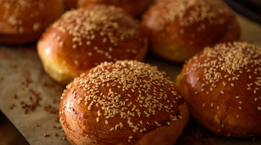 Çayın yanında mutluluk veren yiyecek: Ağızda dağılan poğaça