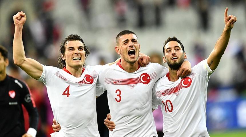 Merih Demiral 20 gün yok!