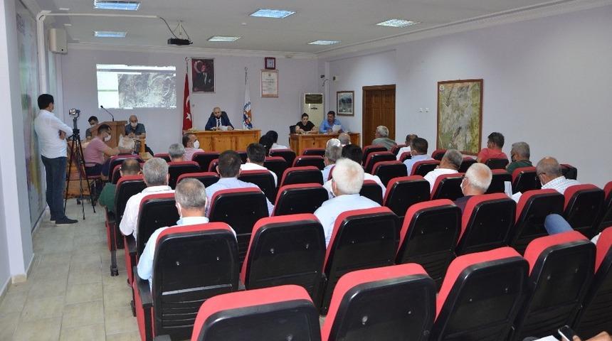 Kozan Belediye Meclisi’nde komisyon üyeleri belli oldu