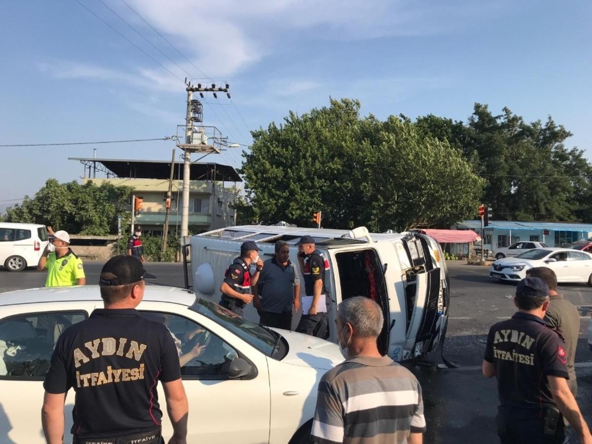 Aydın&rsquo;da tarım iş&ccedil;ilerini taşıyan minib&uuml;s devrildi; 11 yaralı