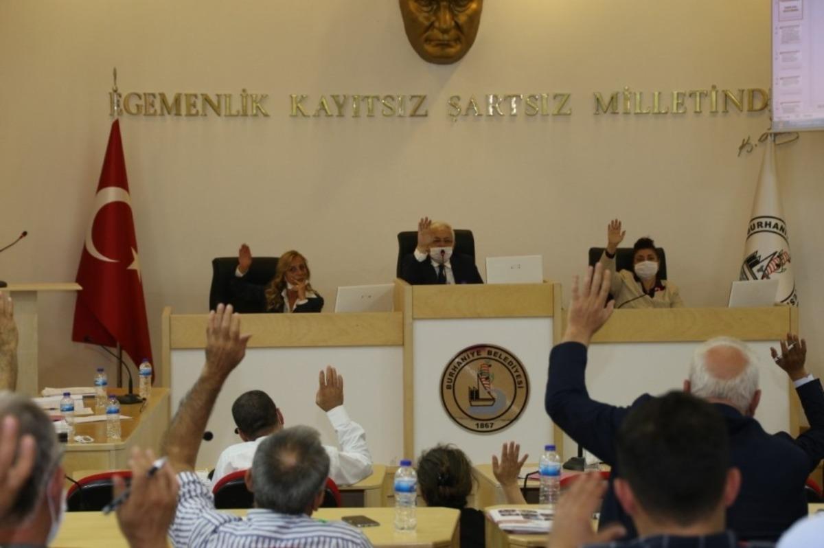 Burhaniye&rsquo;de belediye faaliyet raporu onaylandı