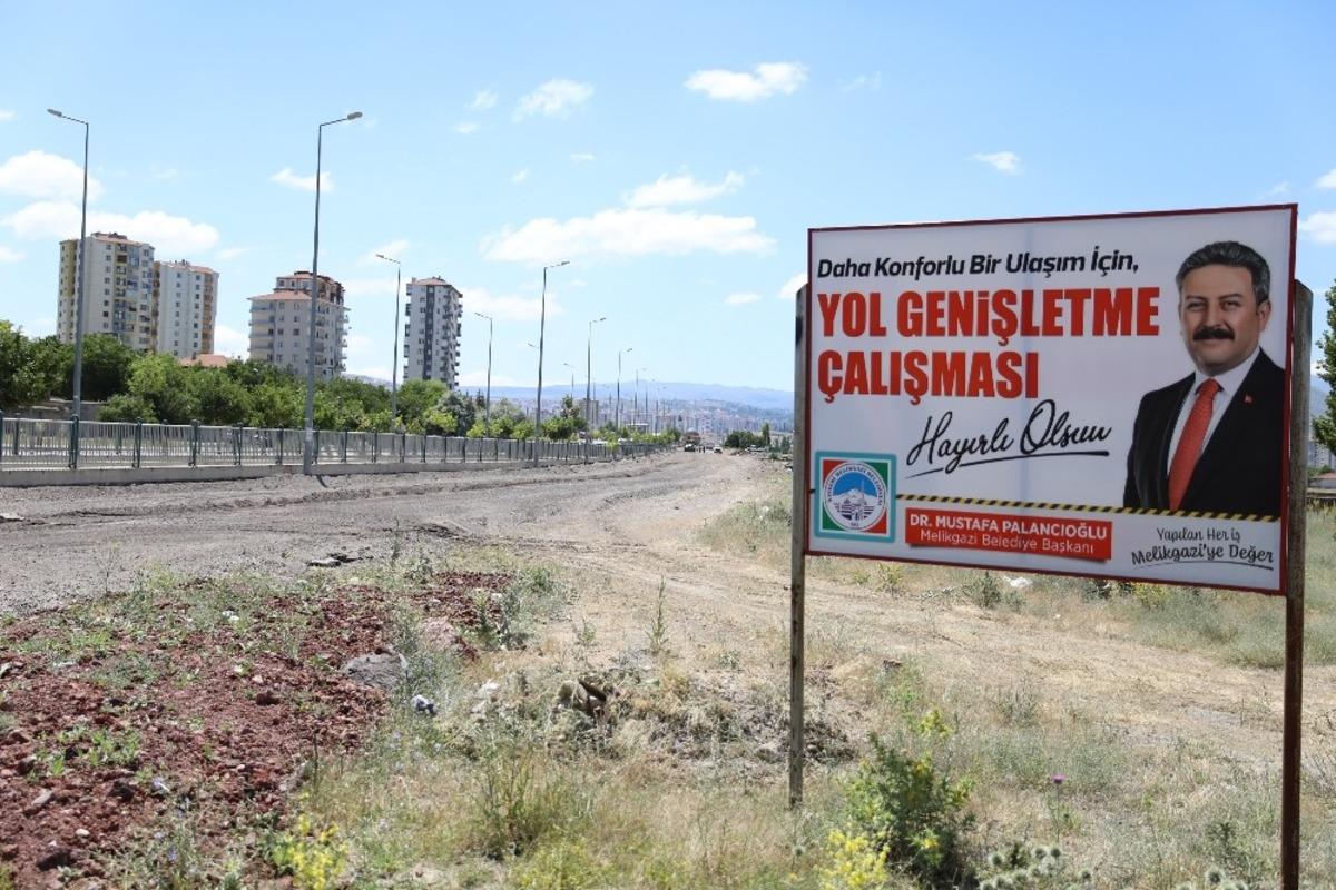 Hulusi Akar Bulvarı ile Sivas Caddesi arasındaki bağlantı yolunda &ccedil;alışma başladı