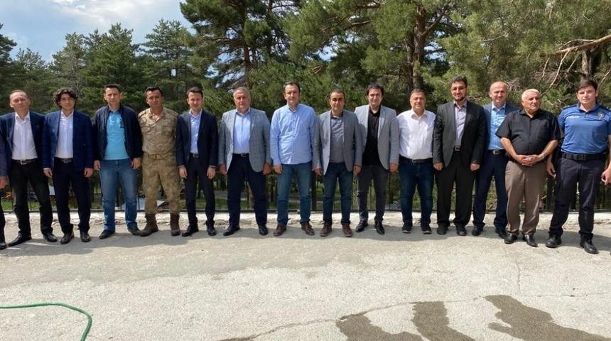 Milli Eğitim M&uuml;d&uuml;r&uuml; Bedir Şenkaya&rsquo;ya veda etti