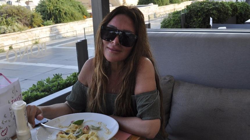 Seren Serengil Marmaris&rsquo;ten yat aldı