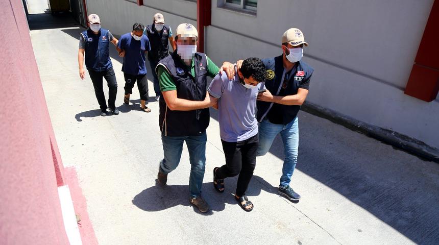 DEAŞ'ın s&ouml;zde istihbarat&ccedil;ısı, gazeteci gibi &uuml;lkeye gelmiş