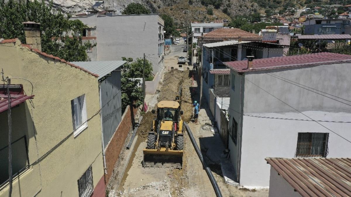 Sazlı Mahallesi&rsquo;nde alt yapı &ccedil;alışmaları devam ediyor