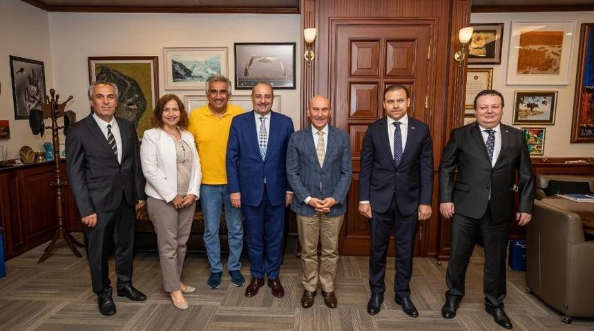 Başkan Soyer ve TMSF Başkanı G&uuml;lal, İzmir i&ccedil;in buluştu