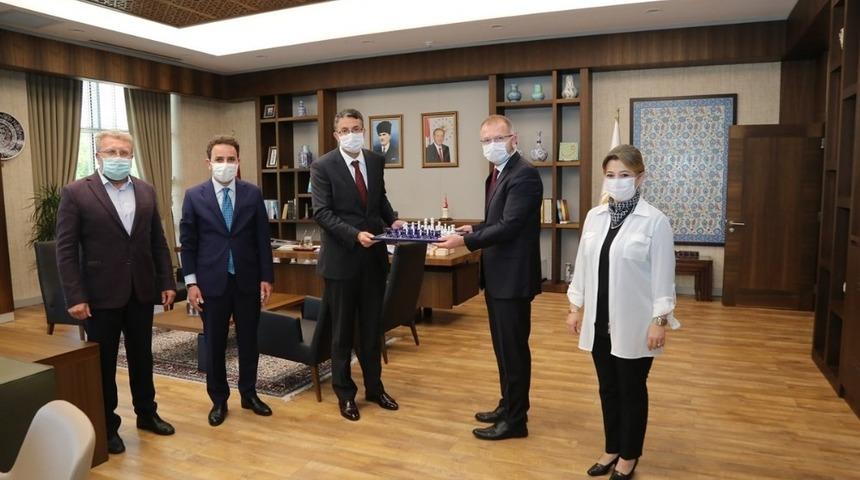 AK Parti&rsquo;den Vali &Ccedil;elik&rsquo;e &rsquo;Hayırlı olsun&rsquo; ziyareti