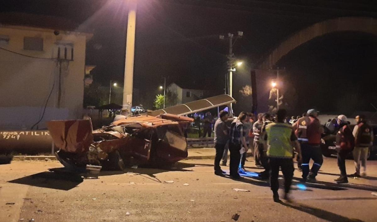 Isparta&rsquo;da feci kaza: 1 &ouml;l&uuml;, 3 yaralı