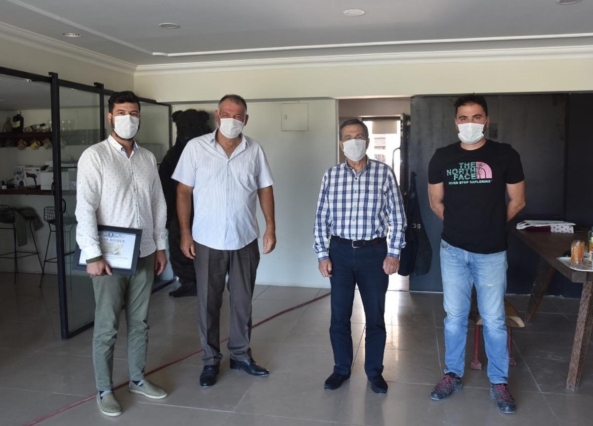 Başkan Ata&ccedil;&rsquo;tan gen&ccedil; heykeltıraşlara ziyaret