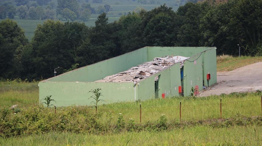 Havai fişek fabrikasındaki 110 ton kapasiteli deponun patlamaması faciayı &ouml;nledi