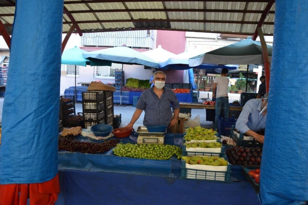 Korona vir&uuml;sten dolayı kapatılan pazarlar yeniden a&ccedil;ıldı