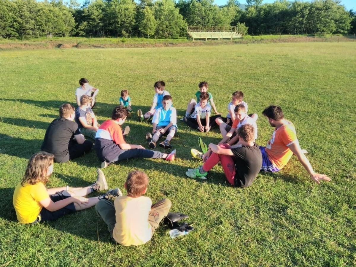 Geleceğini yıldızları yetişiyor