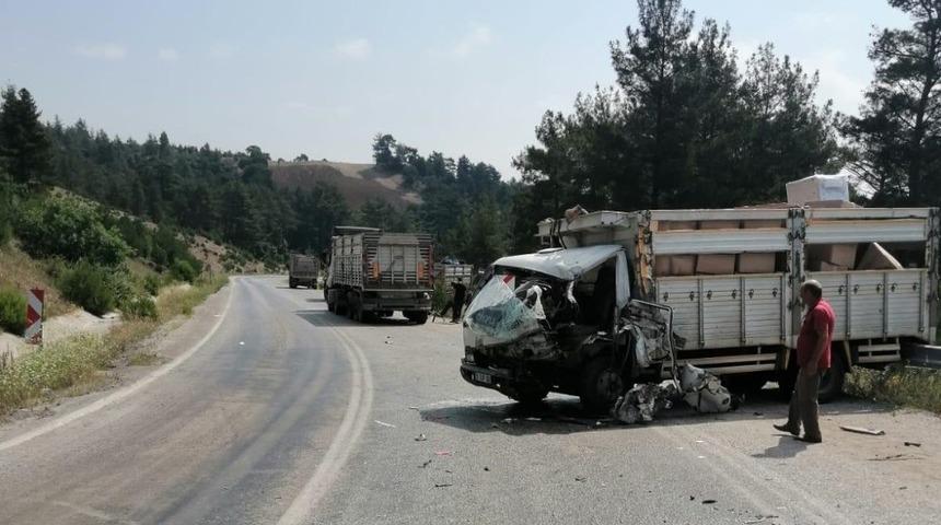 &Ccedil;anakkale Yenice&rsquo;de trafik kazası: 1 yaralı