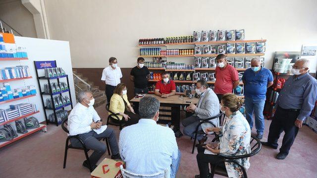 Göllüce kentsel dönüşümünde dükkanlara taşınmalar başladı