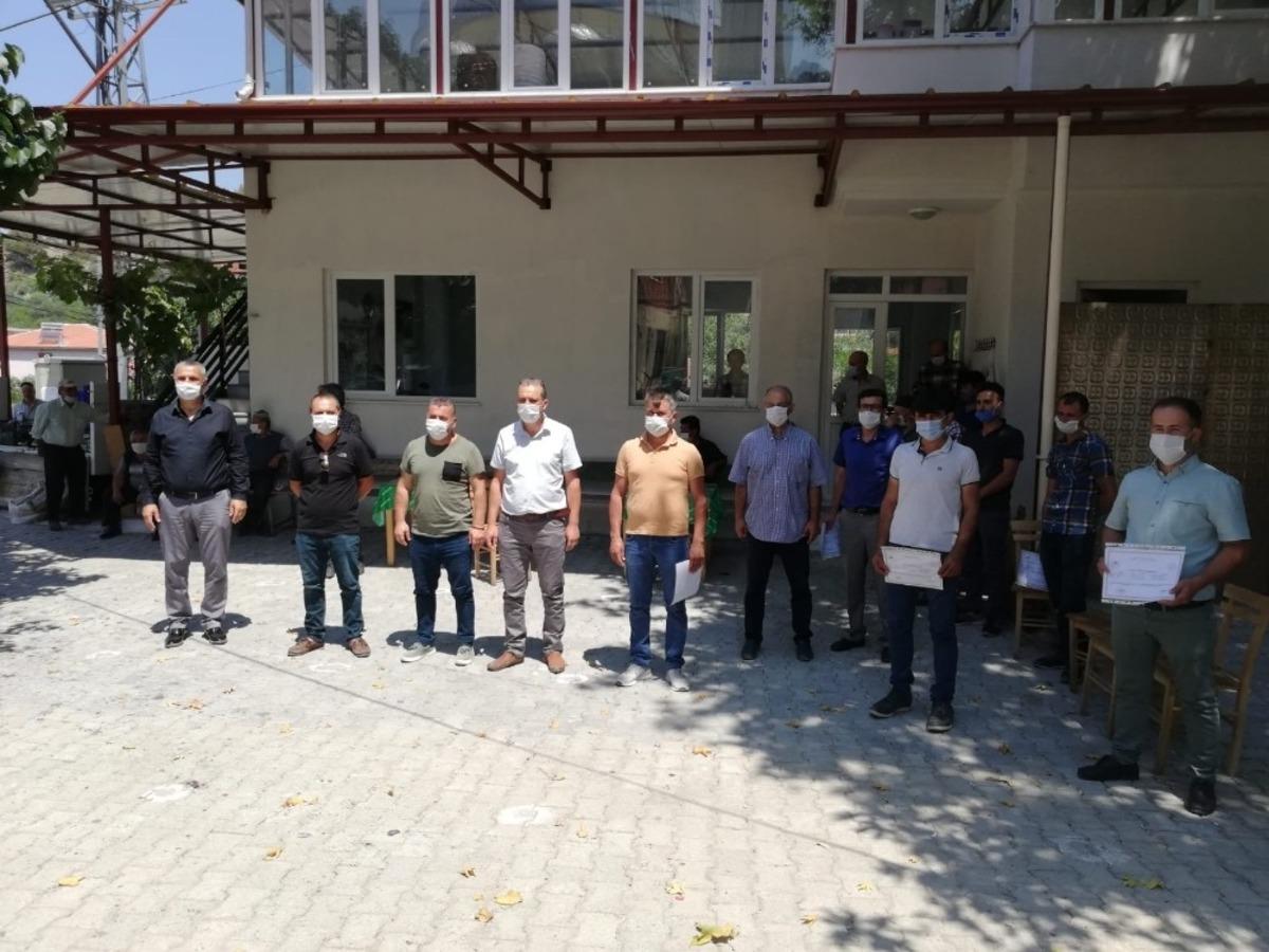 Burhaniye&rsquo;de &ccedil;obanlar diplomalı oldu