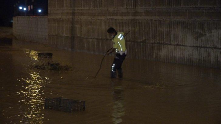Denizli’de ani yağış hayatı olumsuz etkiledi G1