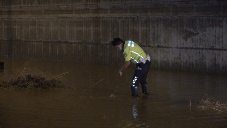 Denizli’de ani yağış hayatı olumsuz etkiledi G2