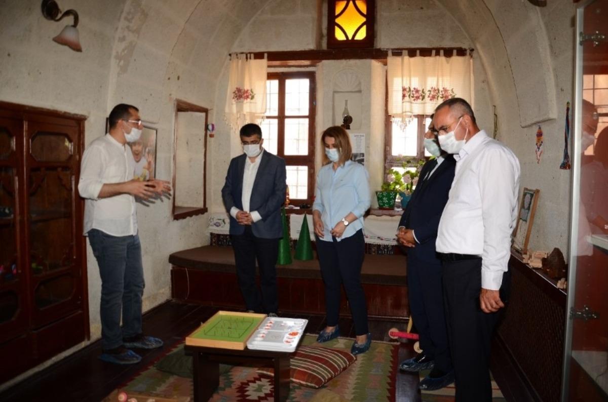 Vali Becel Kapadokya Yaşayan Miras M&uuml;zesi&rsquo;ni ziyaret etti