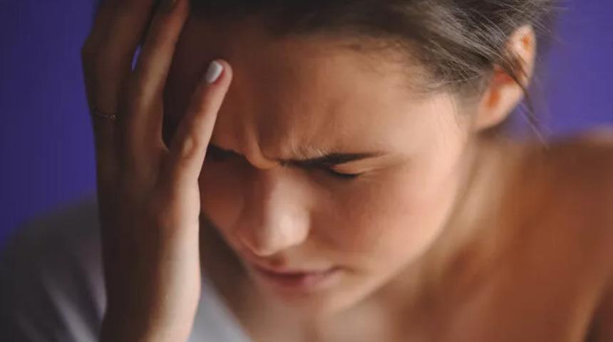 Uzmanı uyardı! Ani baş ağrılarına dikkat