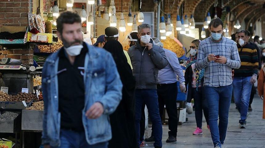 Tahran’da koronavirüs kısıtlamaları geri dönüyor