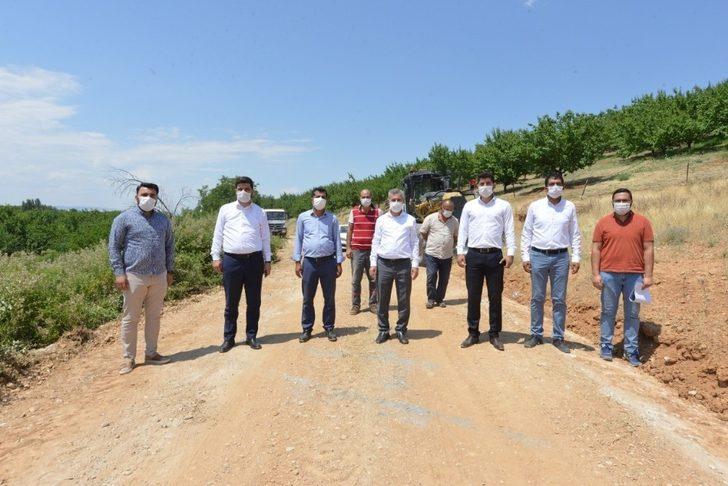 Başkan Çınar, yol çalışmalarını inceledi G3