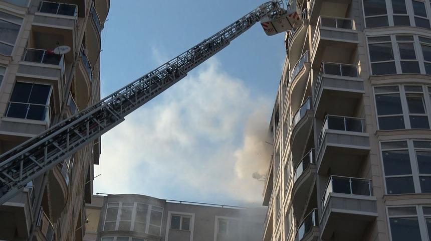 Balıkesir'de eski sevgili dehşeti! Ayrıldığı kız arkadaşının evini yaktı