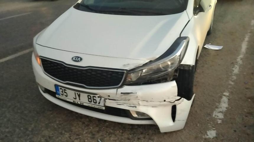 Mardin&rsquo;de zincirleme trafik kazası: 4 yaralı