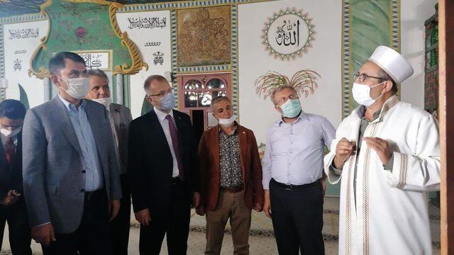 Tarihi Ulu Camii’nde incelemelerde bulundu