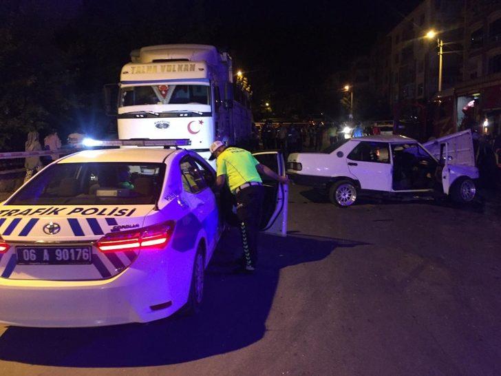 Ankara'da feci kaza, kafa kafaya çarpıştılar: 1 ölü, 5 yaralı