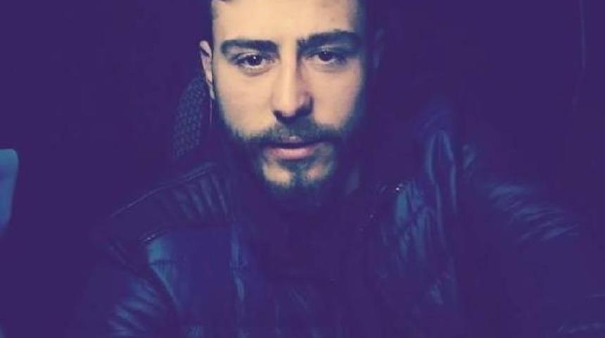 Eski sevgilisinin erkek arkadaşı tarafından bı&ccedil;aklanan gen&ccedil; &ouml;ld&uuml;