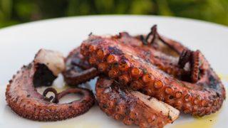 Denizin derinliklerinden gelen bir lezzet: Ahtapot ızgara tarifi