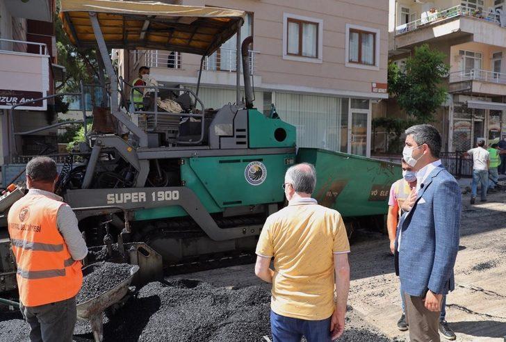 Başkan Gökhan Yüksel, devam eden asfalt çalışmalarını inceledi G1