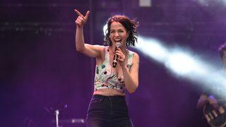 Sertab Erener yeni şarkılarını görücüye çıkardı