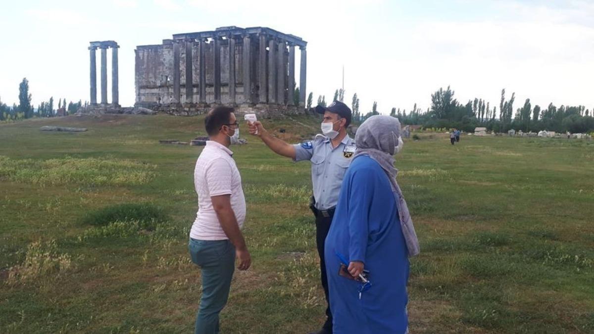 5 bin yıllık Antik kente ziyaret&ccedil;i akını