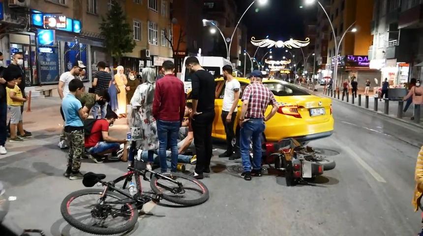 Film gibi izlediler! Polis 'Ceza yazılacak' uyarısıyla dağıttı