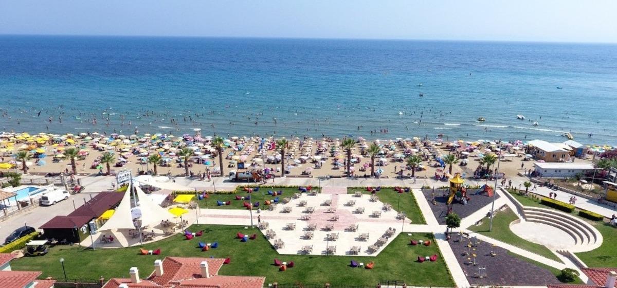 Menderes sahilleri yeni tesislere kavuştu