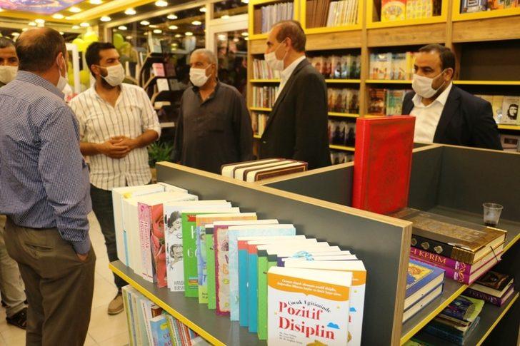 Akçakale’de  ilk kitap evi açıldı G1
