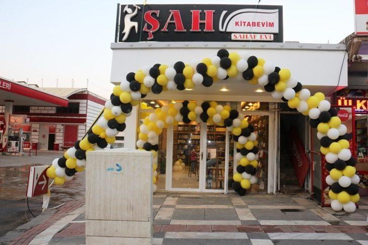 Akçakale’de  ilk kitap evi açıldı G4